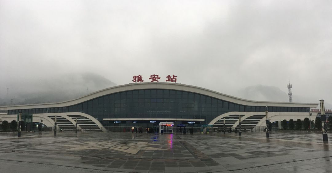 深圳到雅安貨運(yùn)站-上門提貨-一對(duì)一服務(wù)